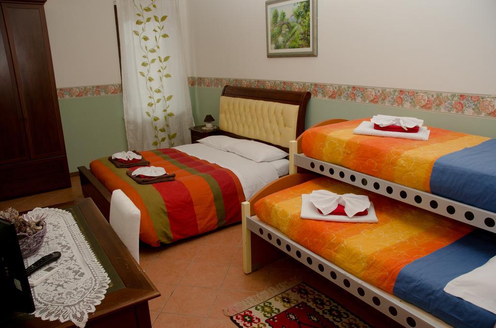 B&B 7 Camini San Giovanni Lupatoto Buitenkant foto