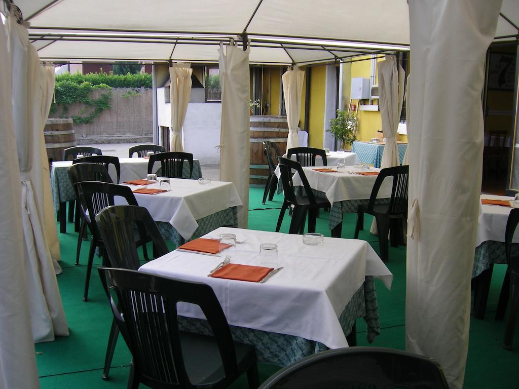 B&B 7 Camini San Giovanni Lupatoto Buitenkant foto